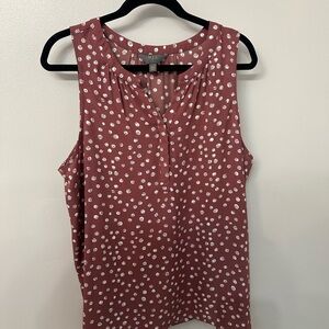 Chic Sleeveless Blouse with White Dots